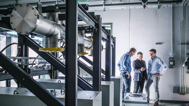 Партнер BMW по производству аккумуляторов Sila Nano привлекает 70 миллионов долларов США на исследования и разработки