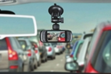 ADAS成標配 全球車載攝像頭市場迎風口