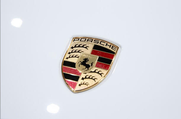 Porsche прекратит продажу дизельных моделей и сосредоточится на бензиновых, гибридных и электромобилях