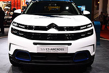 纯电续航 50 公里 C5 AIRCROSS PHEV 亮相巴黎车展