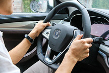 续航 400+ km 的新选择 长安逸动 EV460 轻体验