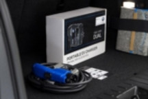 宝马在美召回电动汽车充电电缆