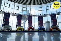 老元素的新组合，「有好有坏」的三缸全新福克斯上市现场玩漂移 | 现场