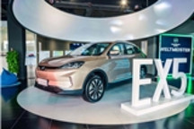 直面交付风波 威马上海门店开业