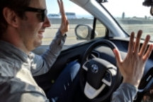 优步Waymo法律纠纷案关键人物再现江湖 称无人驾驶车自己行驶3,099英里