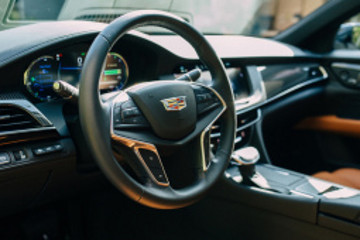 通用推全新纯电动汽车平台 凯迪拉克成为第一个吃螃蟹的人