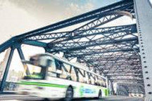 百位司机上门讨薪，彩虹巴士突然停运，共享经济再“爆雷”？