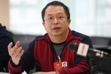 周鸿祎两会三个提案：网络安全应成智能汽车标配