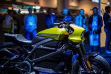 续航230公里，哈雷发布LiveWire电动摩托车
