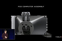 特斯拉发布自动驾驶芯片，但无人驾驶出租车才是马斯克的下一盘棋