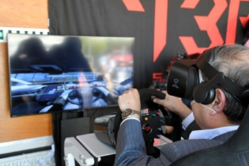 NASCAR赛车手利用AR技术打造驾驶模拟器 让老年司机测试汽车安全功能