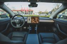 特斯拉的底牌是什么？