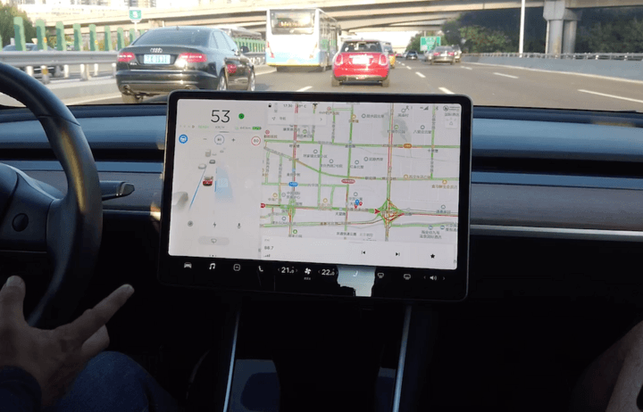 中国特色Tesla.V10系统 到底特色在哪儿了？