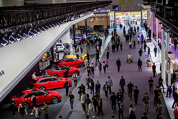 纯电动汽车仍难成大势，广州车展车企扎堆发布PHEV抢占市场