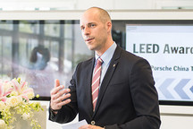 Taycan与99X Electric如何演绎保时捷的纯电基因