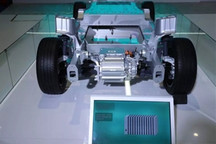 爱驰向“丰田们”发起挑战