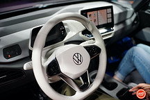 当你嘲讽蔚来 ES8 是半成品时，其实大众 ID.3 也没好到哪儿去