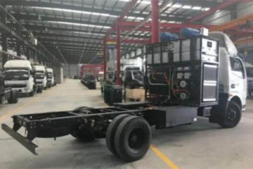 “青年水氢燃料车”引质疑：汽车喝水能跑上千公里？