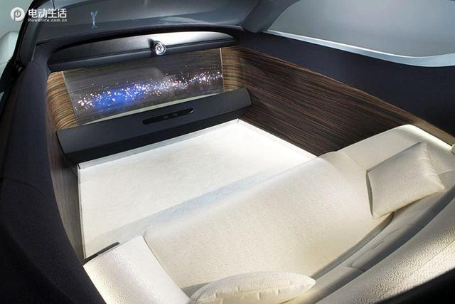 屏幕的多種玩法 3款多屏幕新能源車推薦