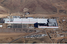 实现电池供应渠道多元化，特斯拉有意购买LG化学旗下子公司股份