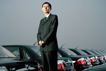 昔日重庆首富遭立案调查，「摩托大王」终究是凉了？