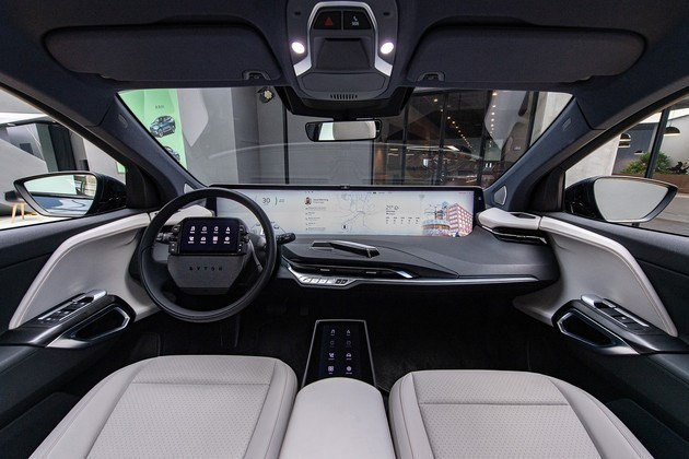 新勢力造車，拜騰汽車，特斯拉,新能源汽車,拜騰