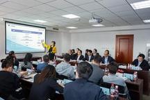 中汽协举办秋季媒体沟通会：汽车产销向好，供应链亟待重塑