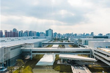 首款纯电将上市 上汽大众新能源工厂亮相