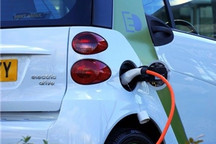 新能源产业发展规划29次提及安全，发布后首个交易日股市受热不均