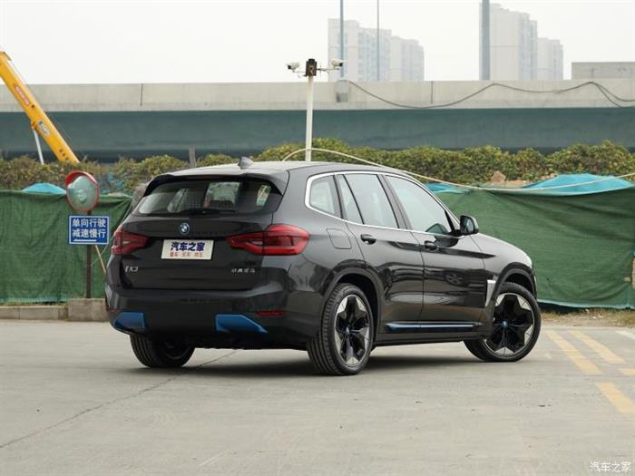 新車，寶馬