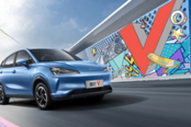 7万级跨界SUV“搅局者”哪吒V有成为爆款的实力吗？