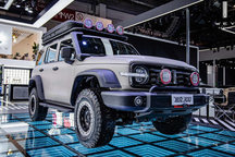 坦克平台支持三种动力形式，首款车WEY坦克300年内上市