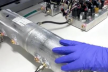 马斯克承认特斯拉正在研发第三代“疫苗打印机”