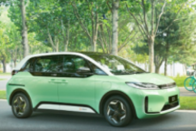 滴滴发布首款定制网约车D1，将整车数据与滴滴平台数据打通