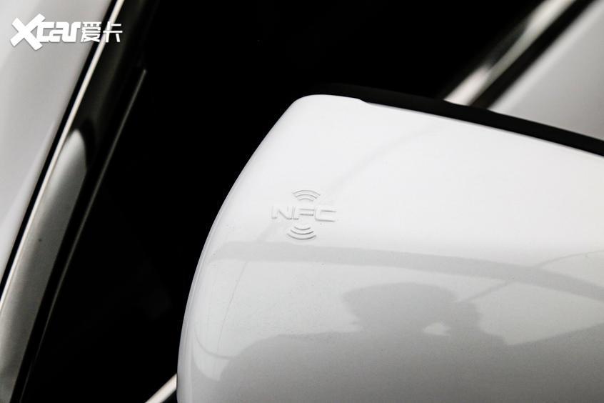比亞迪汽車2021款秦PLUS