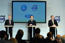 自主十年：起落之间