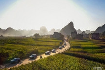 奇瑞新能源蚂蚁打造生活新半径。