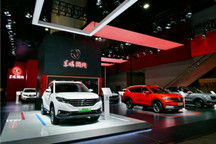 东风风光SUV家族聚首广州车展