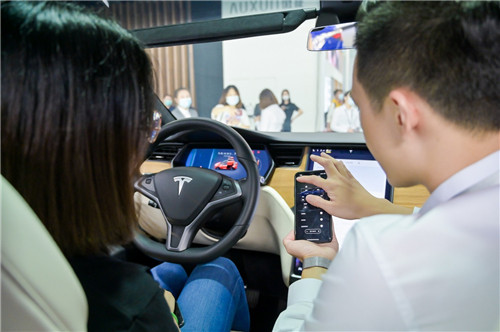 特斯拉攜三款主力車型亮相廣州車展6_副本