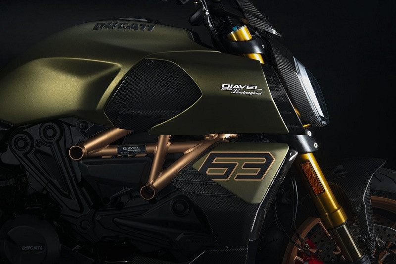 05 - 杜卡迪Diavel 1260蘭博基尼限量版.jpg