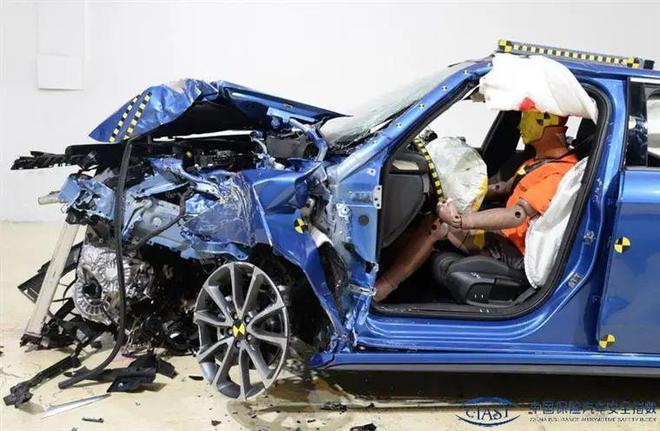 A 柱撞彎車型越來越多 為何還能拿到“優秀”？
