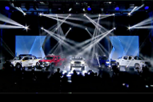 上汽大通MAXUST70皮卡系列8.98万起售，除了柴油汽油动力之外，还