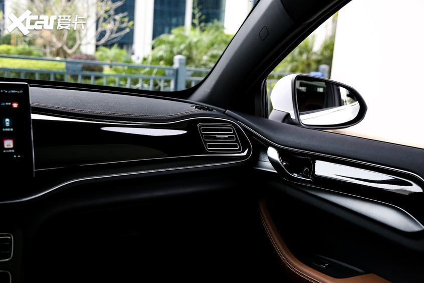 比亞迪汽車2021款秦PLUS