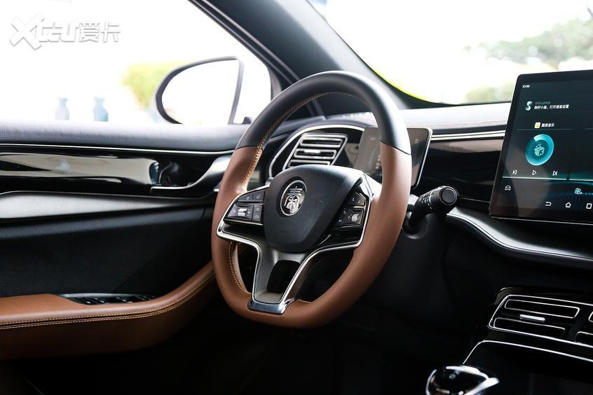 比亞迪汽車2021款秦PLUS