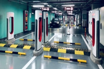 特斯拉全球最大72桩超级充电站今日上线 中国大陆5000桩达成！