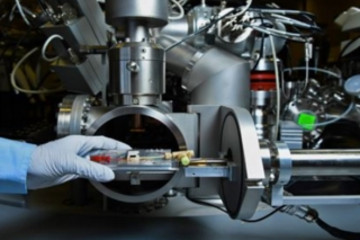 PNNL研究人员揭示电池首次充电时SEI的形成过程