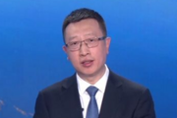 白岩松对话周琪院士：将来人人都要打新冠疫苗吗？