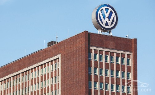 Финансовый отчет, объем продаж, Volkswagen , 6 Ежемесячные продажи автомобилей