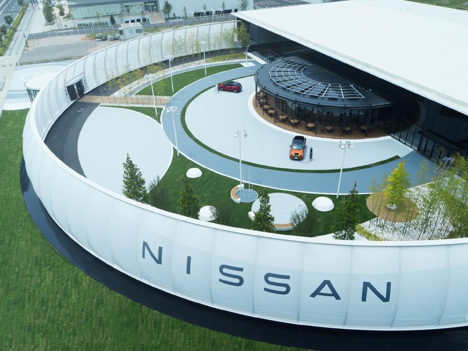 Электромобили, черные технологии, вперед Взгляд на технологии, Nissan, Nissan Electric платит за парковку, Nissan Pavilion