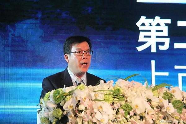 漢騰,愛馳